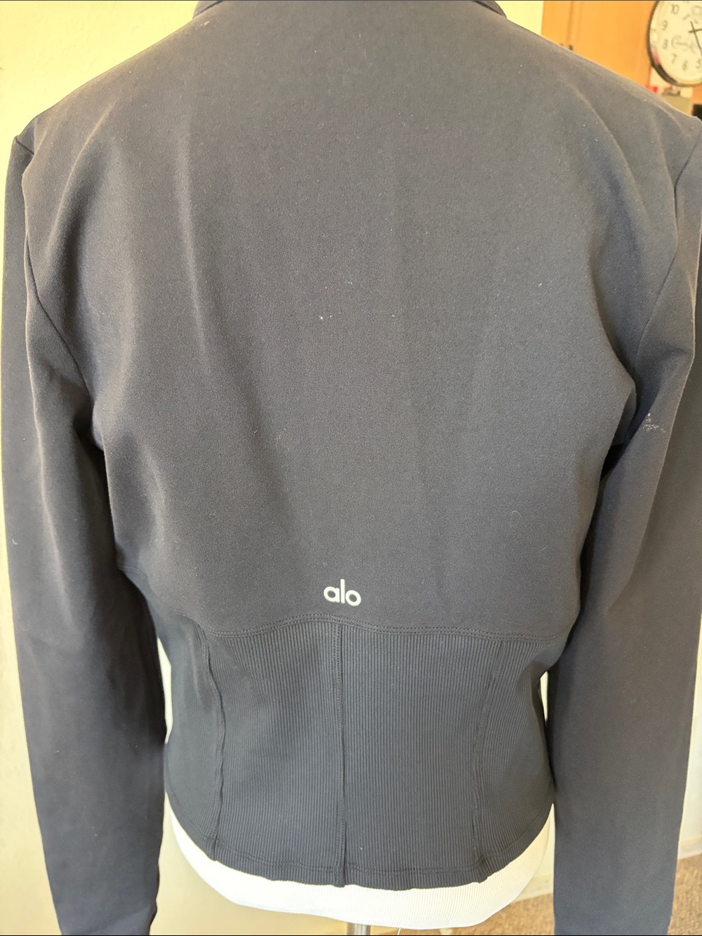 ALO Yoga Black Full‑Zip Bomber Jacket - Picture 3 of 5